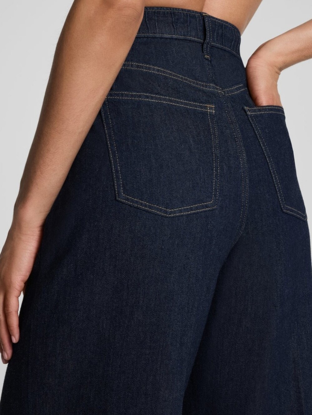 SPANXsupersmooth Authentic 360 Dark Indigo Lightweight Super Wide-Leg Jeans - Picture 3 of 7